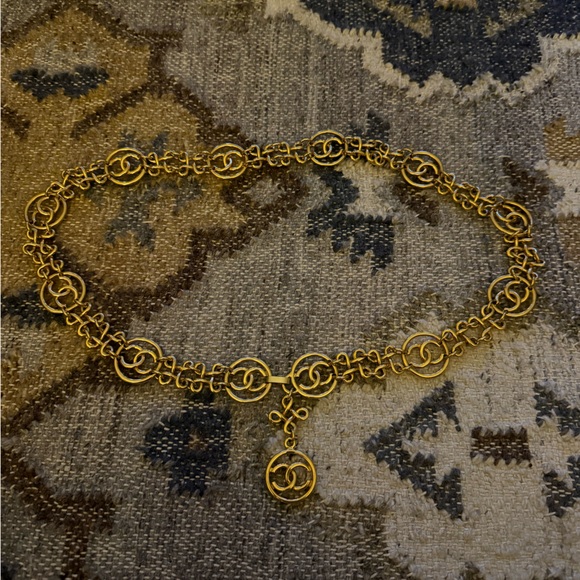 RARE Chanel Gold CC Link Belt Vintage - Picture 10 of 13